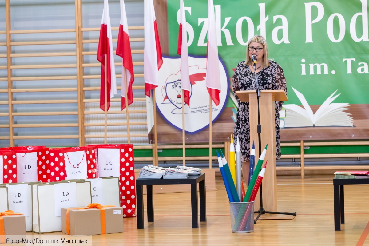 Wielkie święto w „Jedynce”. Pierwszaki złożyły ślubowanie