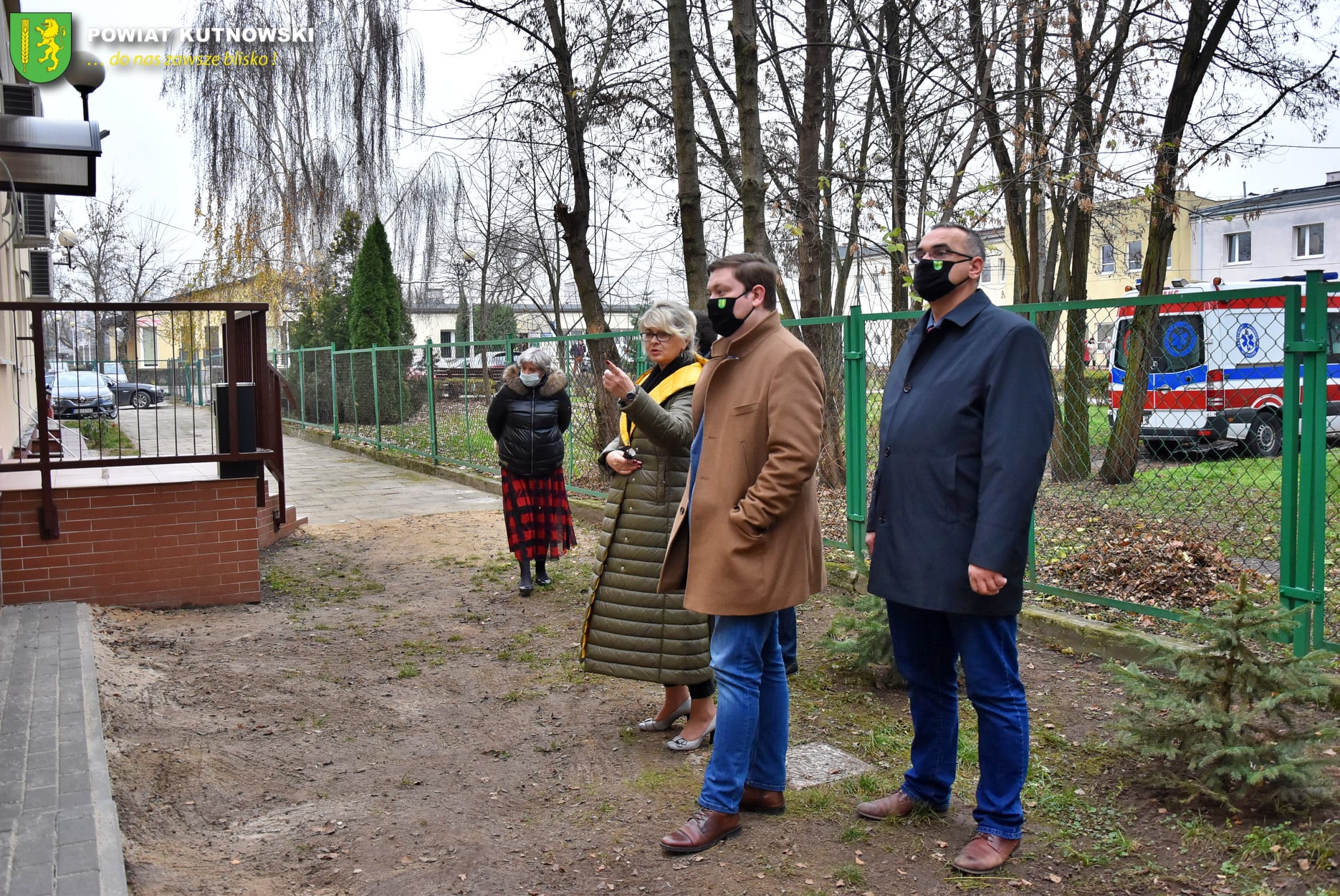 Duża inwestycja dobiegła końca. Ten budynek czekał na remont ponad 25 lat [ZDJĘCIA] - Zdjęcie główne