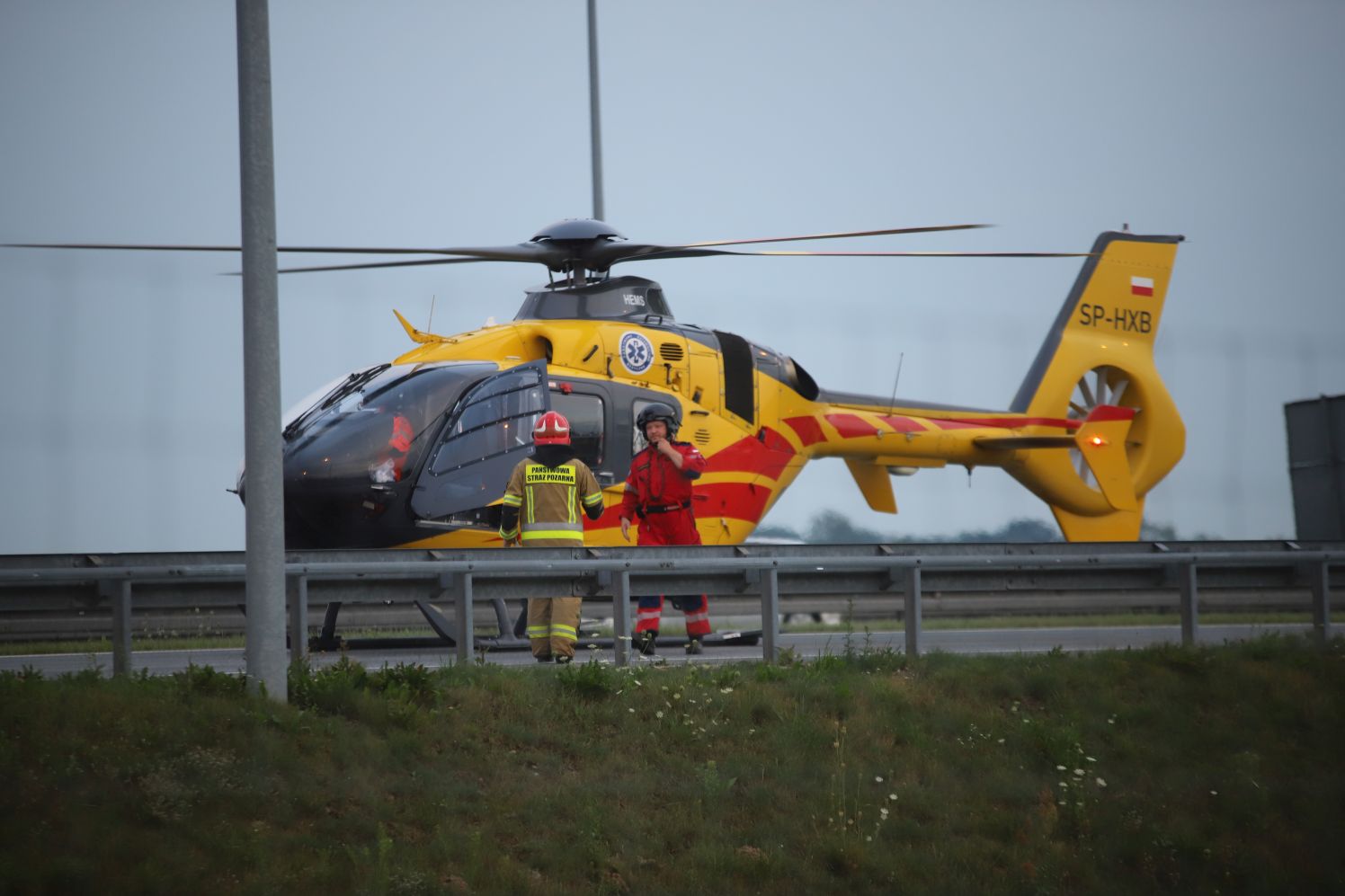 Wypadek w powiecie kutnowskim w okolicach Krzyżanówka (dwie osoby ciężko ranne, poszkodowane 1,5-roczne dziecko)