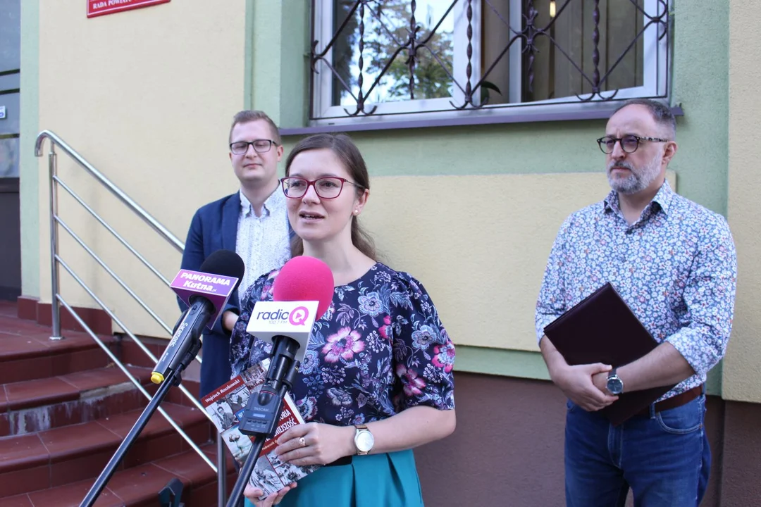 Lekcje religii, problemy nauczycieli, (nie)sławny podręcznik. Posłanka i prezes kutnowskiego ZNP o polskich szkołach [ZDJĘCIA] - Zdjęcie główne