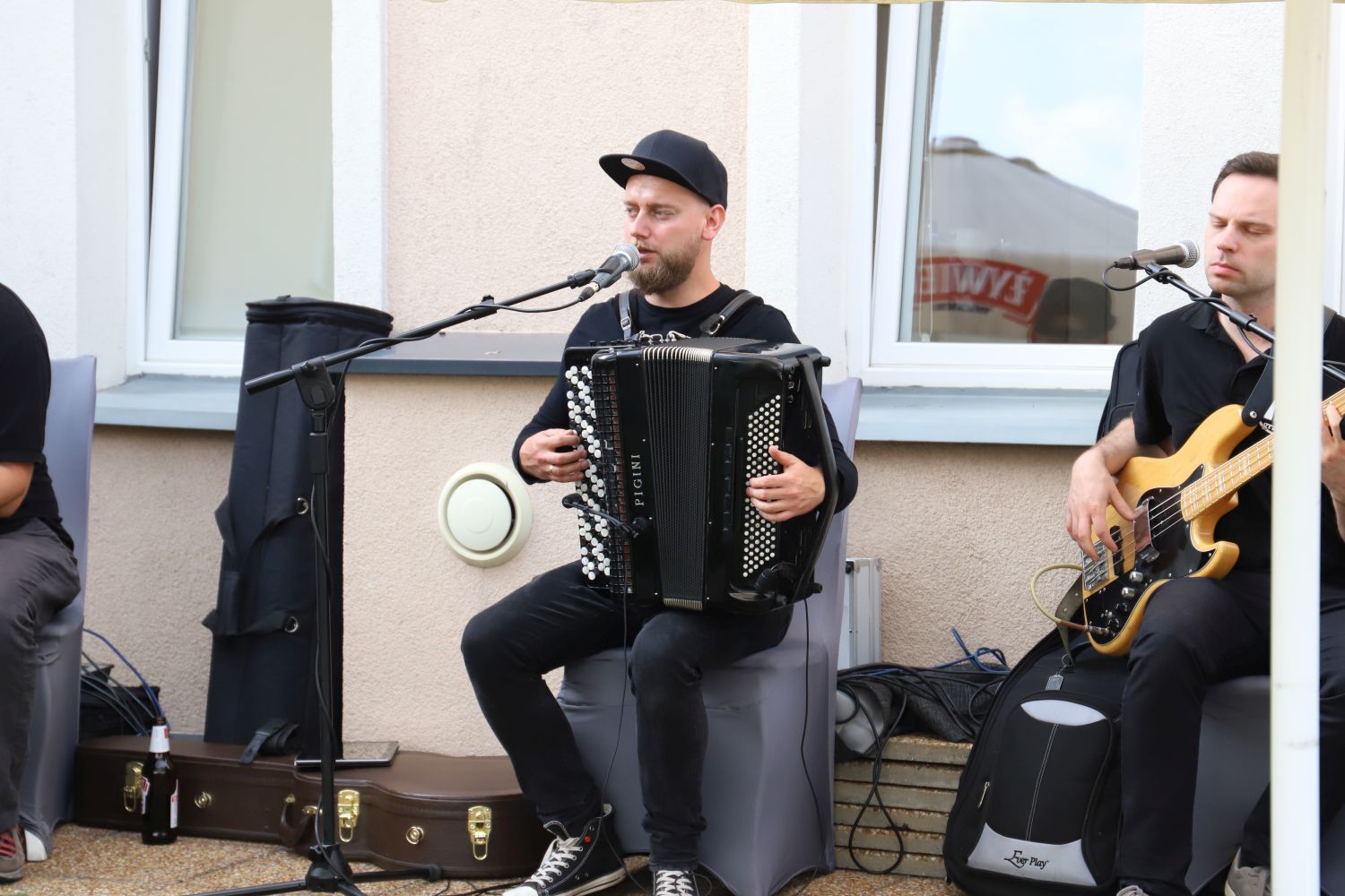 Żeglarskie rytmy w Hotelu Rondo. Dla kutnian wystąpił Własny Port