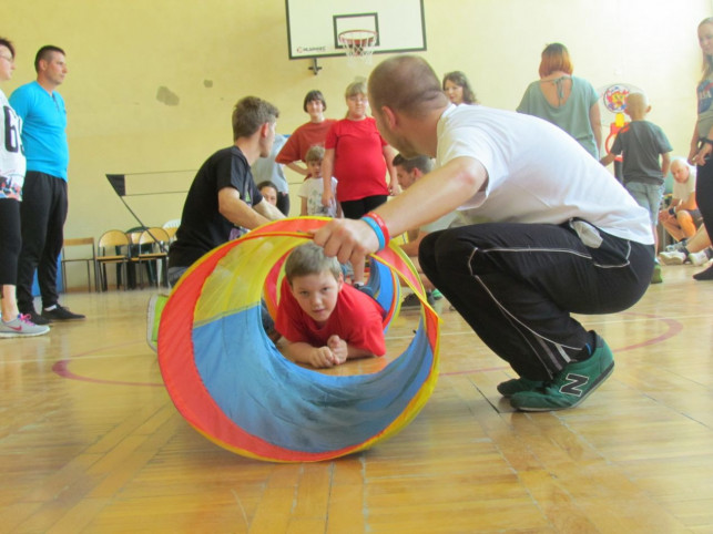 Sportowe zmagania, czyli lokalny program treningu aktywności motorycznej (MATP) - Zdjęcie główne