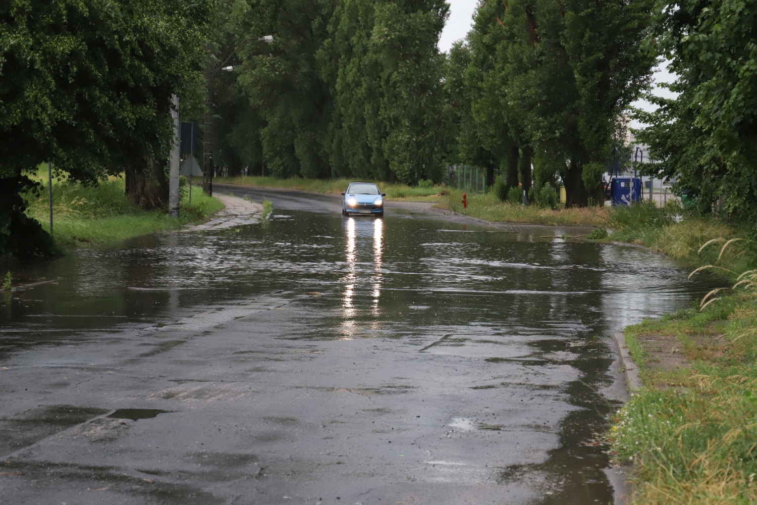 Częściowo zalana jest ul. Rychtelskiego