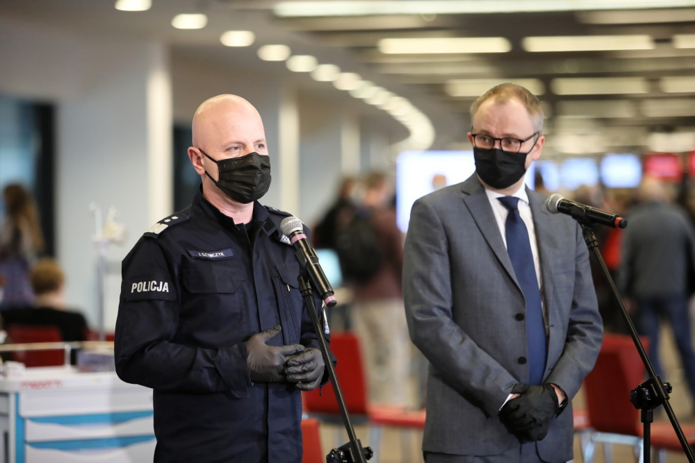 Dziś ruszyły szczepienia służb mundurowych