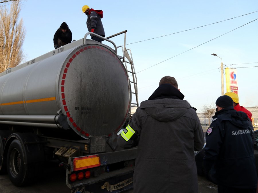 Grupa przestępcza działała na rynku paliw. Akcja służb prowadzona była m.in. w powiecie kutnowskim