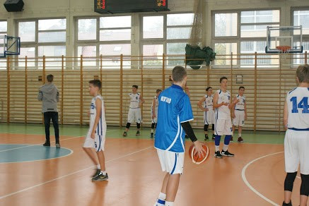 Młodzicy KKS Pro-Basket Nijhof Wassink Kutno rozgromili  LUKS Trójkę Sieradz - Zdjęcie główne