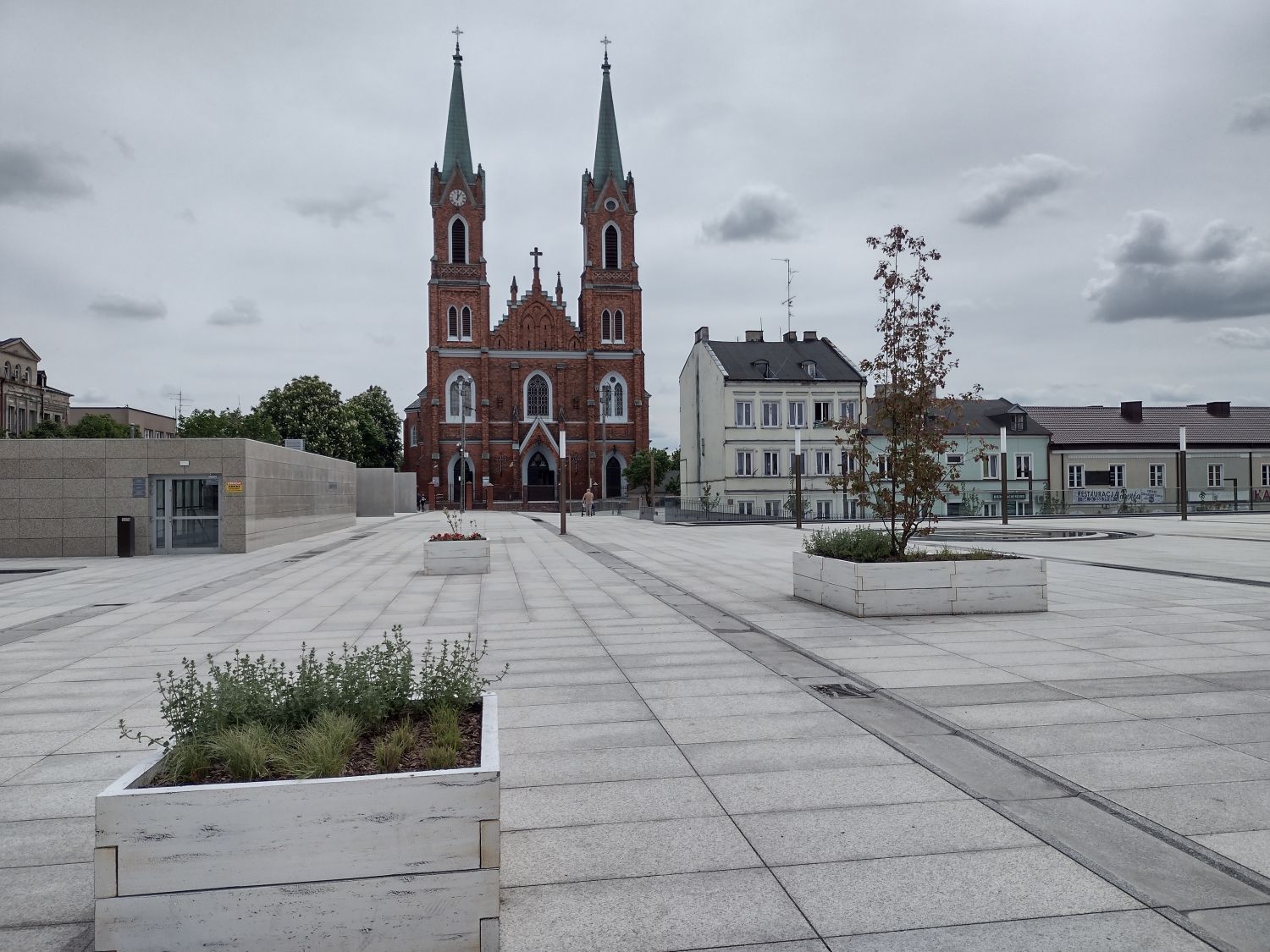 Pieniądze trafią do kościoła pw. św. Wawrzyńca w Kutnie i do Zamku w Oporowie