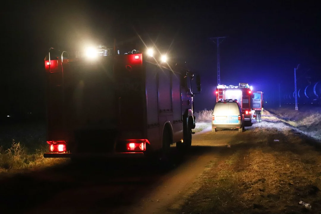 Kutnowska policja szuka osób, które mogą pomóc w ustaleniu tożsamości mężczyzny śmiertelnie potrąconego przez pociąg