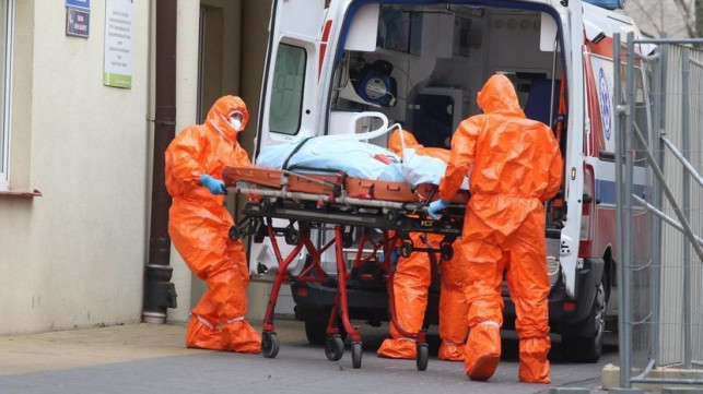 Nie żyje kolejna osoba z województwa łódzkiego, w całej Polsce już 700 zgonów - Zdjęcie główne