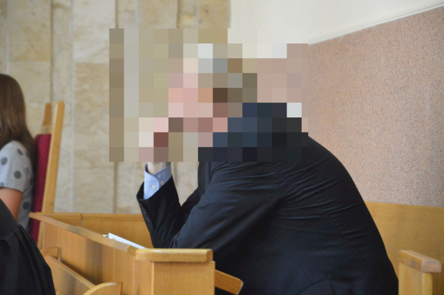 Kutnianin wpadł z pornografią! Miał stosy płyt z seksem dzieci i zwierząt [wideo] - Zdjęcie główne