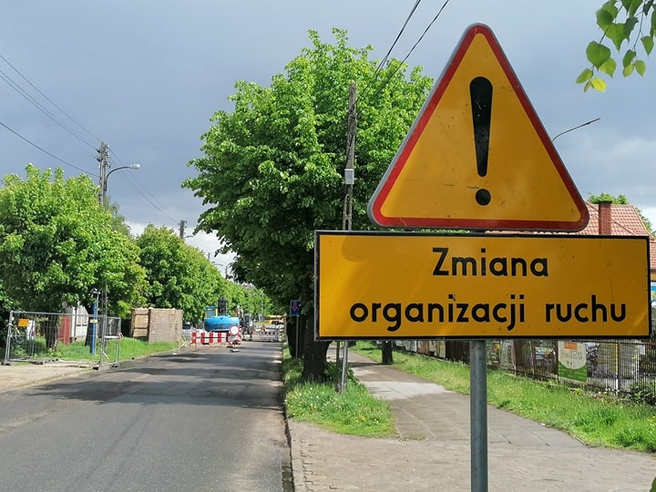 Ulica zamknięta: zamieszanie i złość kierowców - Zdjęcie główne