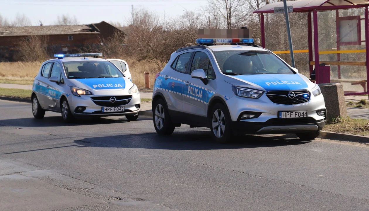 Dramatyczny przebieg interwencji. Policjanci z Kutna uratowali życie 39-latka - Zdjęcie główne