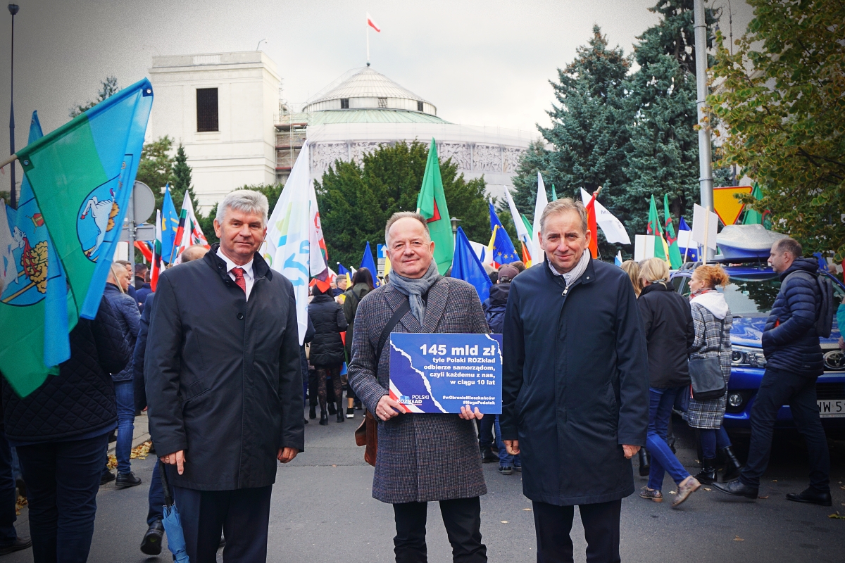 Samorządowcy protestowali przeciwko Polskiemu Ładowi 