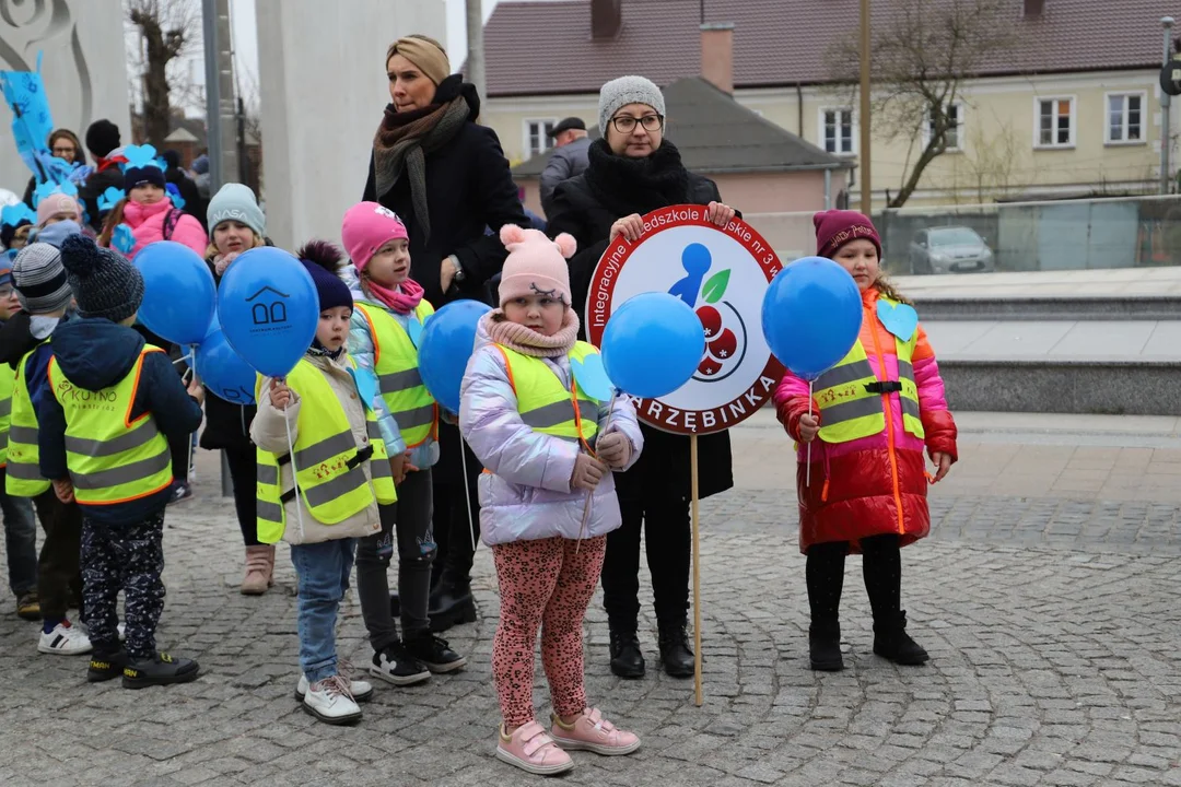 Z okazji Światowego Dnia Świadomości Autyzmu ulicami Kutna przeszedł dziś Niebieski Marsz