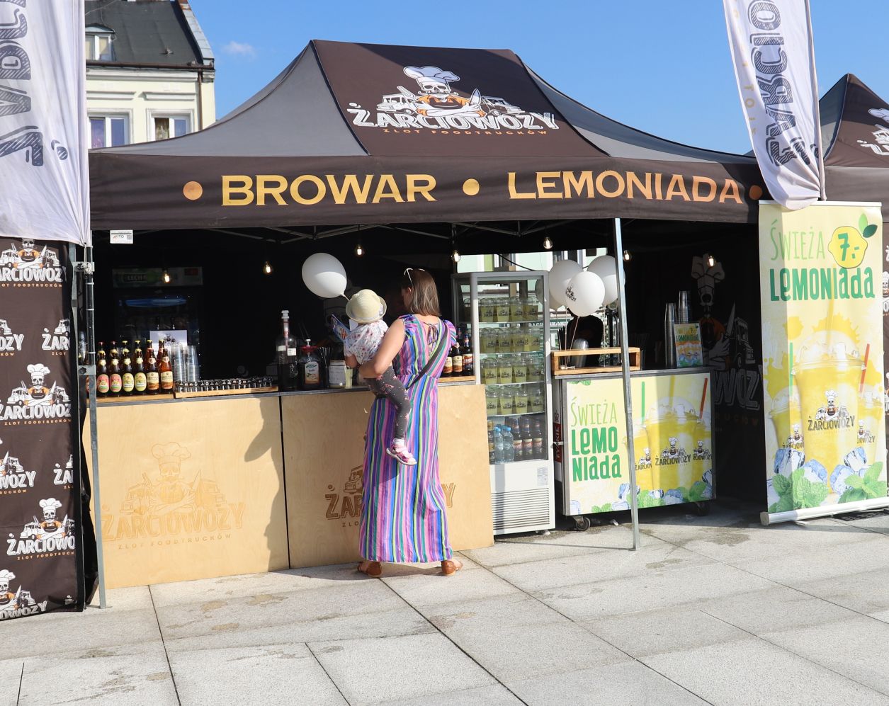 W Kutnie na Placu Wolności ponownie pojawiły się foodtrucki