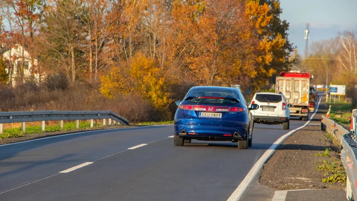 Już się zaczęło. Na drogach woj. łódzkiego pojawiły się specjalne rejestratory - Zdjęcie główne