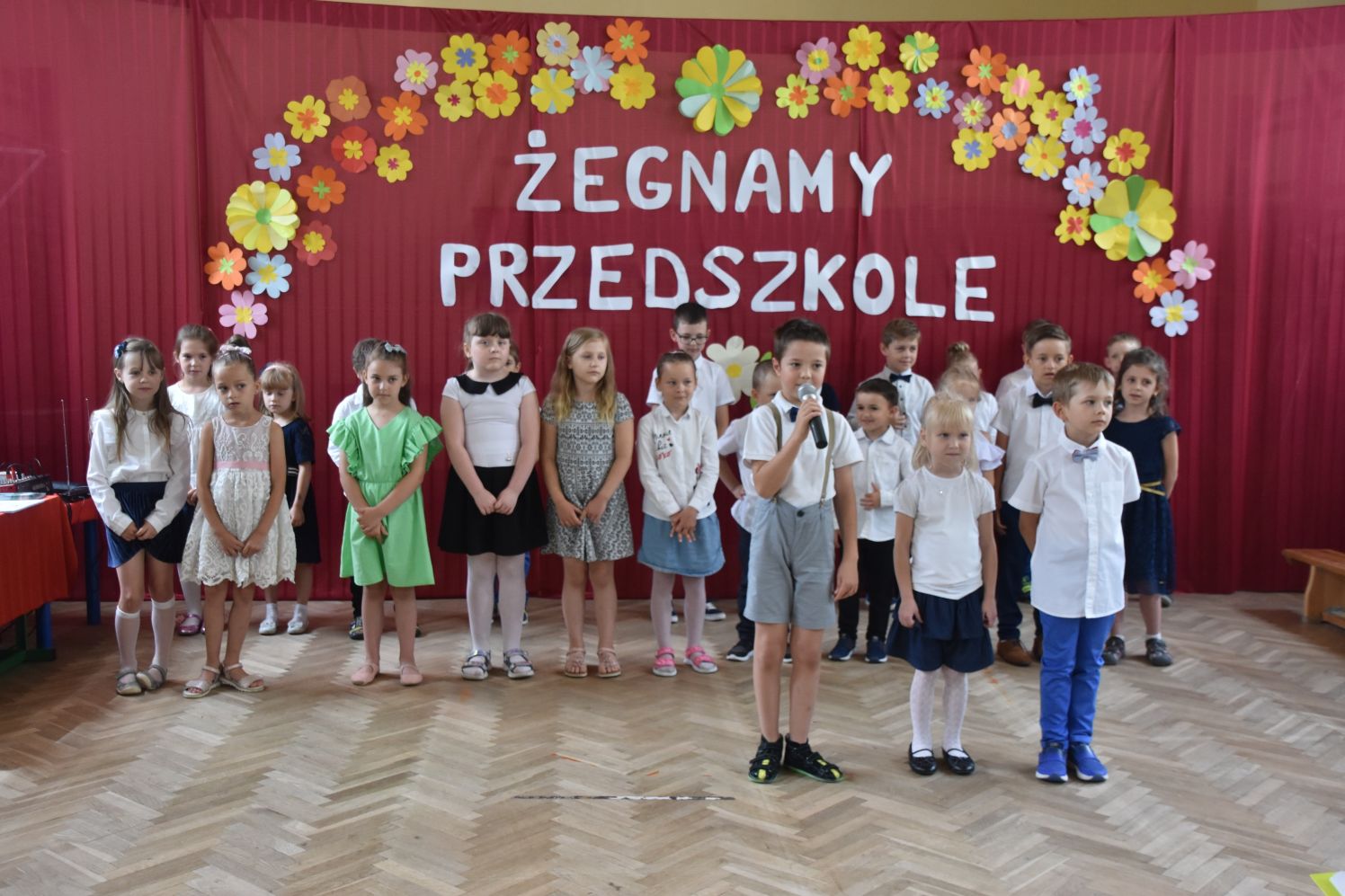 Dzieciaki pożegnały przedszkole