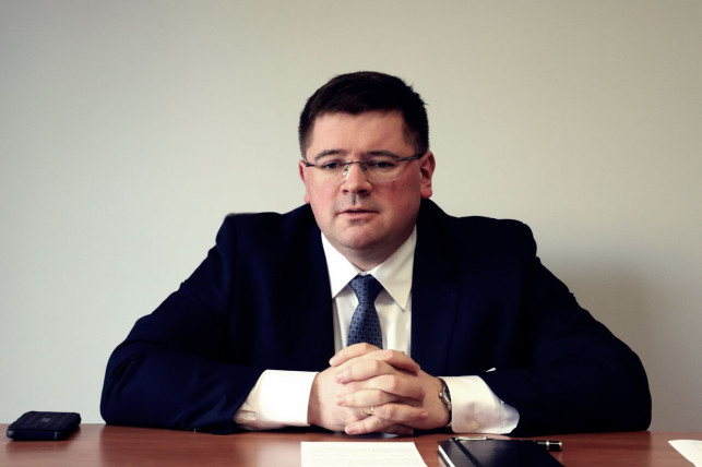 Posłowie ukrywają swoje majątki?! Poseł interweniuje: ''Zrobili ze mnie donosiciela'' - Zdjęcie główne
