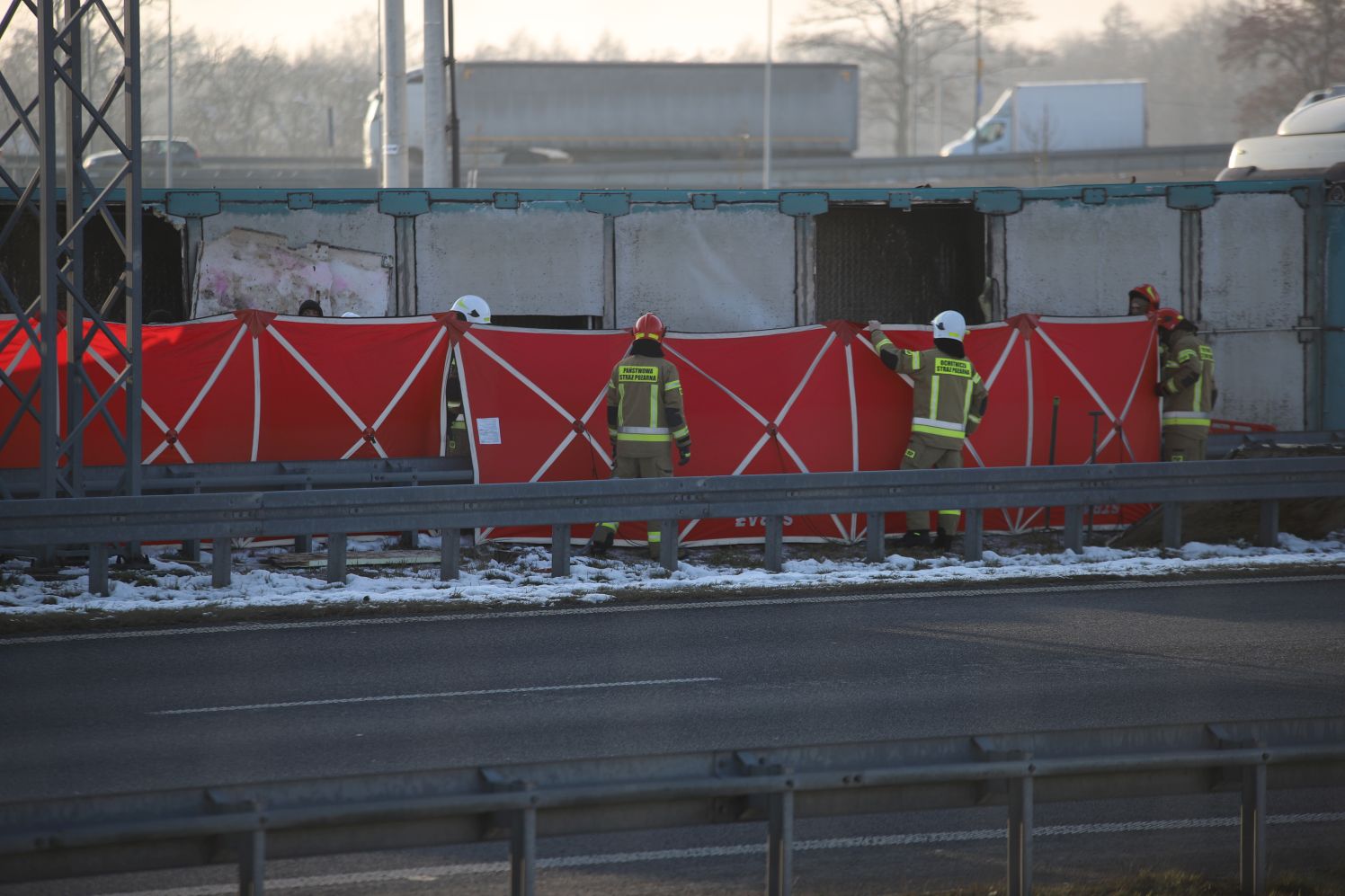 Do zdarzenia doszło na A1 pod Kutnem.