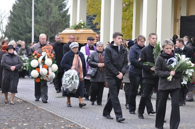 Rodzina i przyjaciele pożegnali Anię - Zdjęcie główne