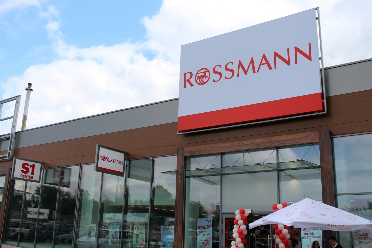 W pasażu S1 otwarto drogerię Rossmann