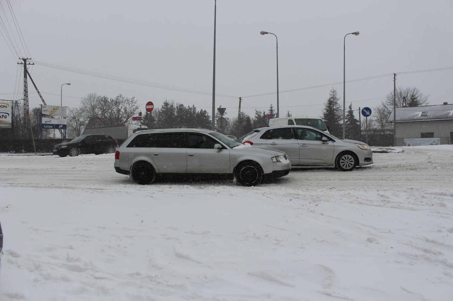 Na kutnowskich drogach panują trudne warunki