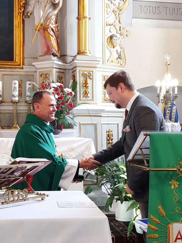 Starosta kutnowski odznaczył proboszcza 
