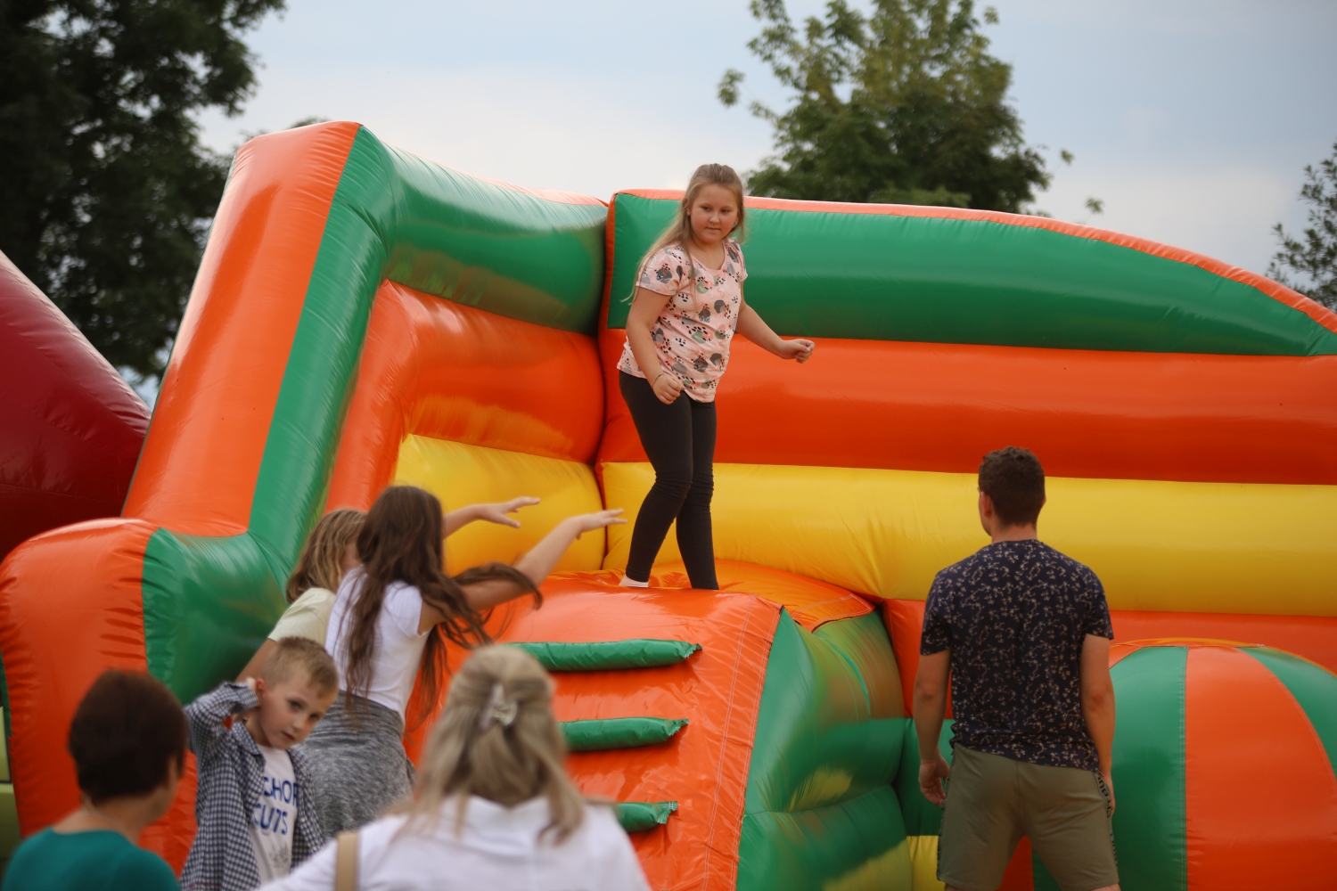 Dożynki gminy bedlno odbyły się na boisku w Wojszycach