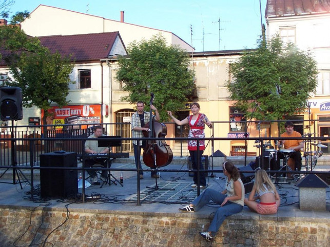 Jazz w sobotni wieczór - Zdjęcie główne