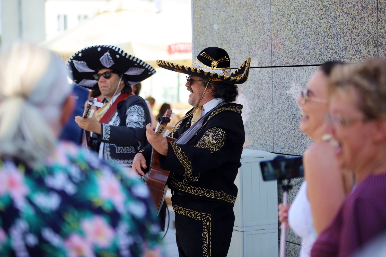 Na placu Wolności zagrało Trio Mariachi