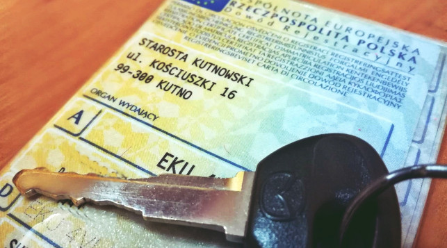 Poważne utrudnienia dla kierowców. Krajowe zmiany namieszały również w Kutnie - Zdjęcie główne