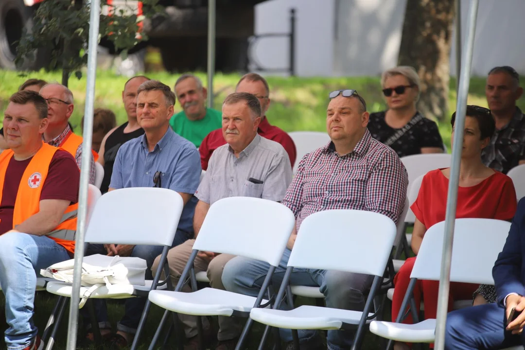 Piknik z okazji Światowego Dnia Krwiodawcy w Leszczynku