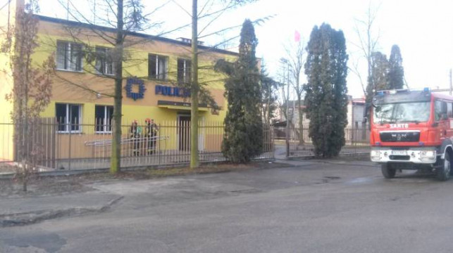Pożar krośniewickiego komisariatu pod lupą prokuratury - Zdjęcie główne
