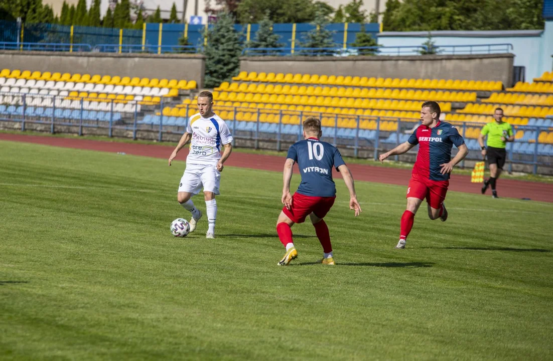 KS Kutno przegrał na własnym stadionie ze Zniczem Biała Piska 2-4