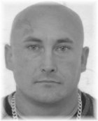 Dawid Sobierański, ur.17.10.1987 rok, zam. Żychlin. Poszukiwany za kradzież z włamaniem na podstawie listu gończego wydanego przez Sąd Rejonowy we Włocławku