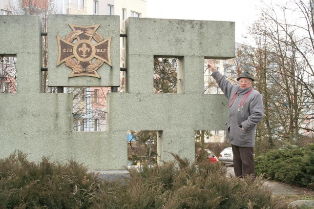 Hufiec odnowi pomnik - Zdjęcie główne