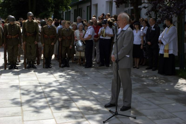 XI zjazd na stulecie  - Zdjęcie główne