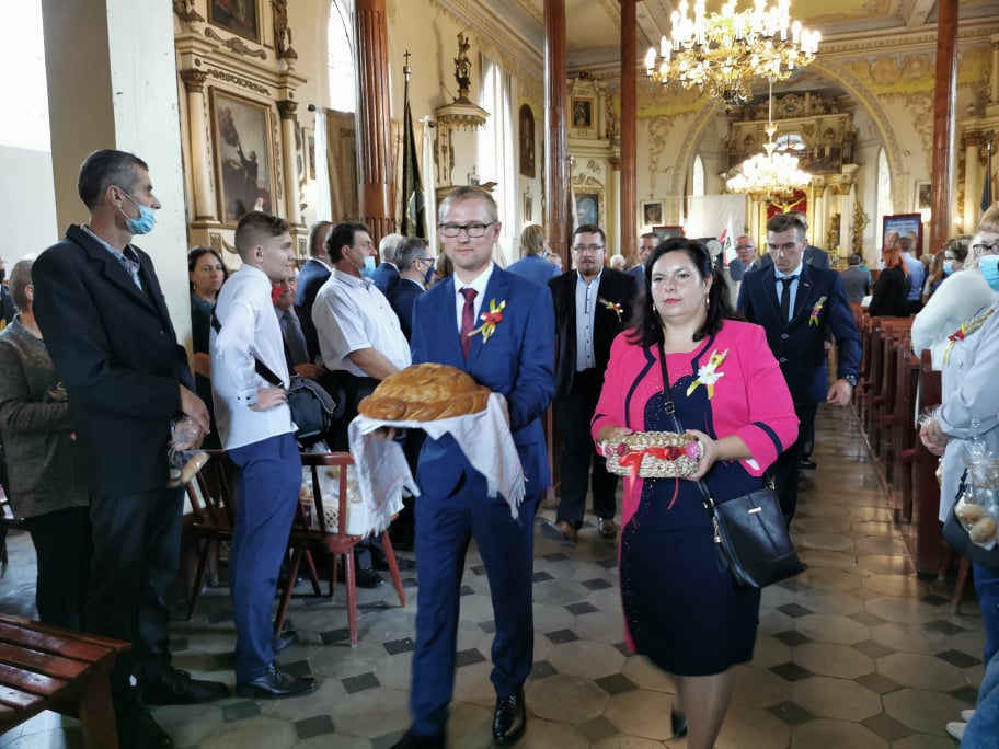 W Dabrowicach rozpoczęły się dozynki powiatowo-gminne