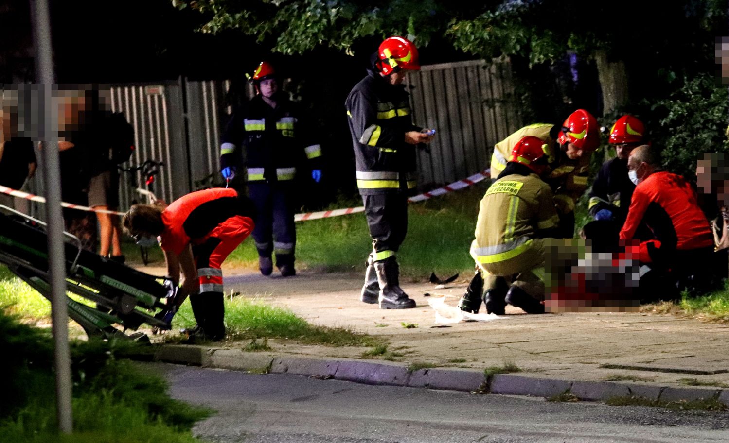 W wyniku wypadku w Kutnie zmarł 37-letni kierowca skutera