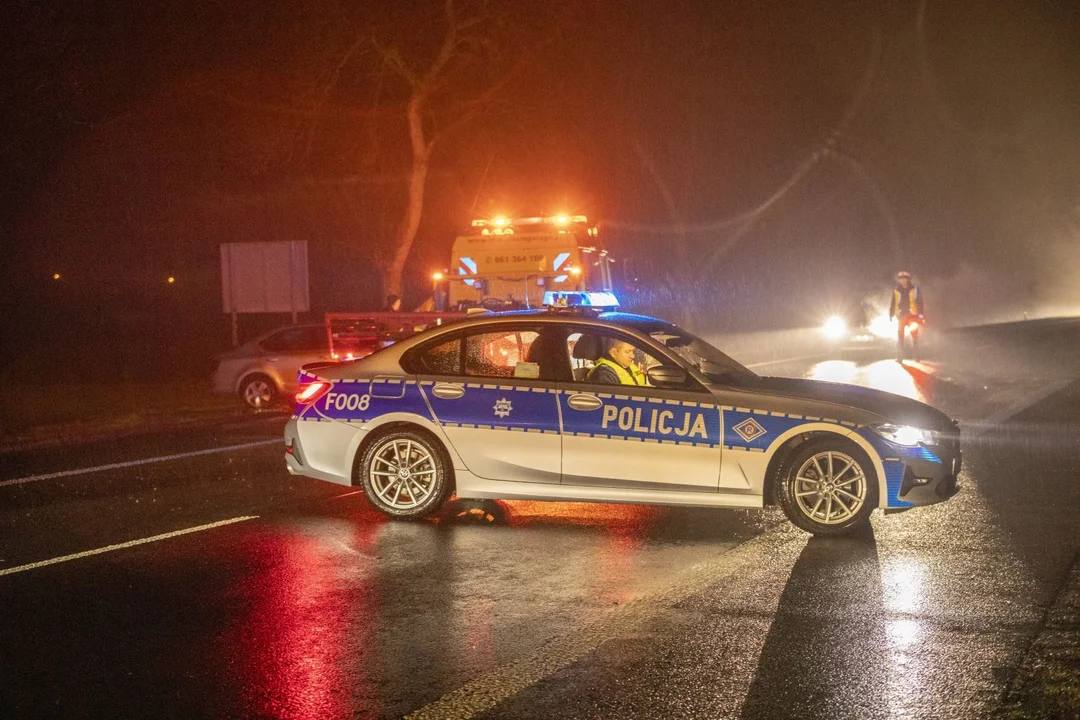 Wypadek na DK 92 w Skłótach