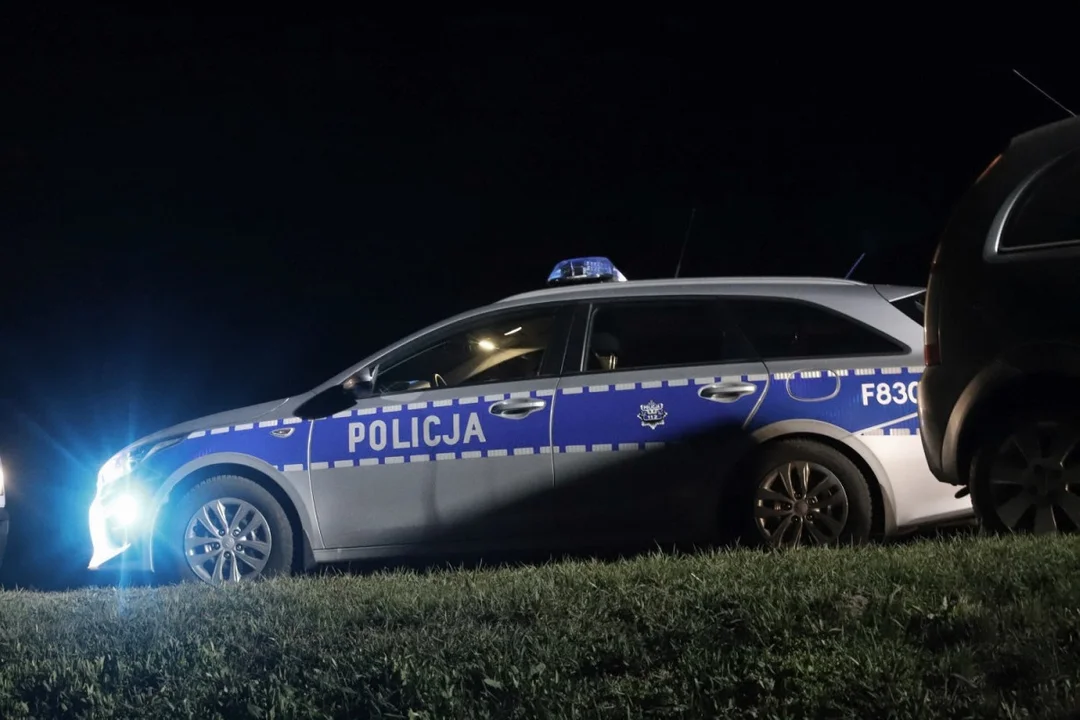 Zabrał autostopowiczkę, potem uciekał przed policją. "Kobieta była mocno wystraszona" - Zdjęcie główne