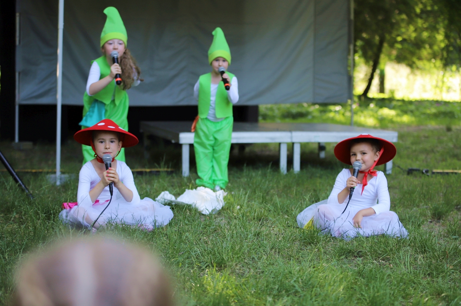 W parku Traugutta wystąpili młodzi artyści z MDK w Kutnie