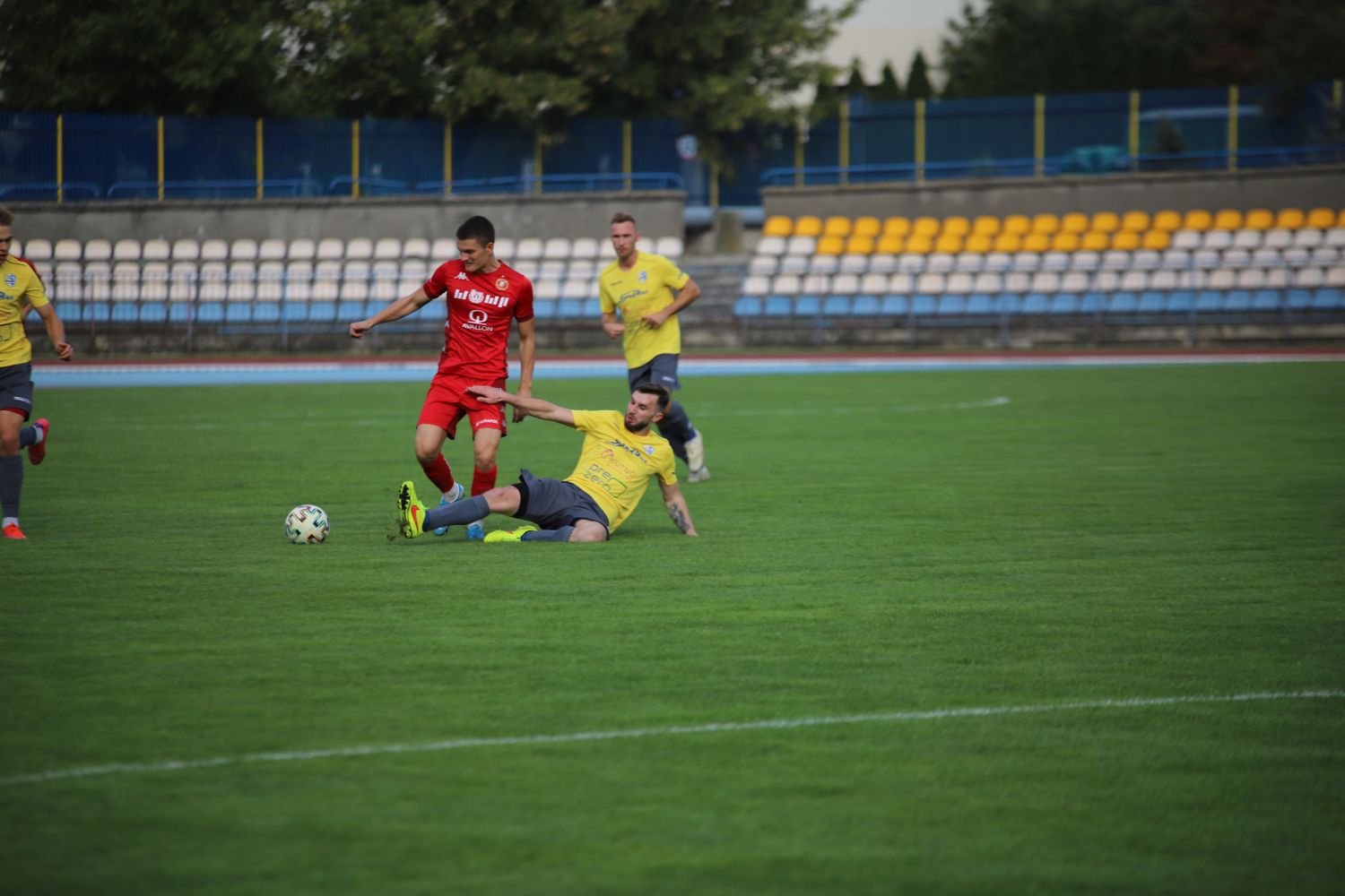 Porażka rezerw KS-u przy Kościuszki. Widzew pewnie zgarnął zwycięstwo 