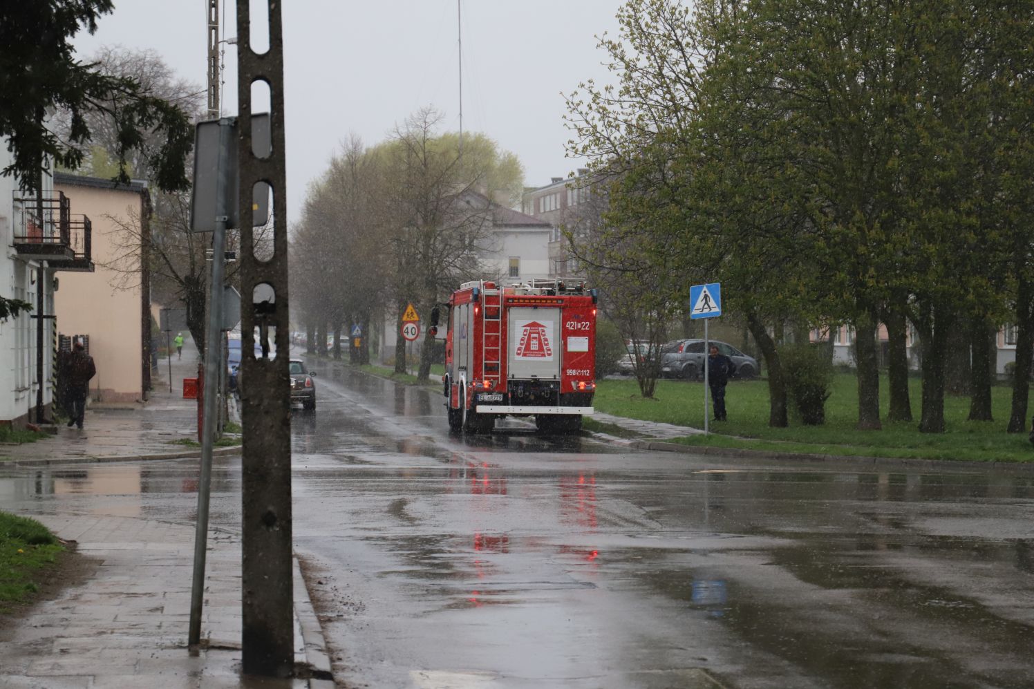 W Żychlinie doszło do kraksy z udziałem auta osobowego i motocykla