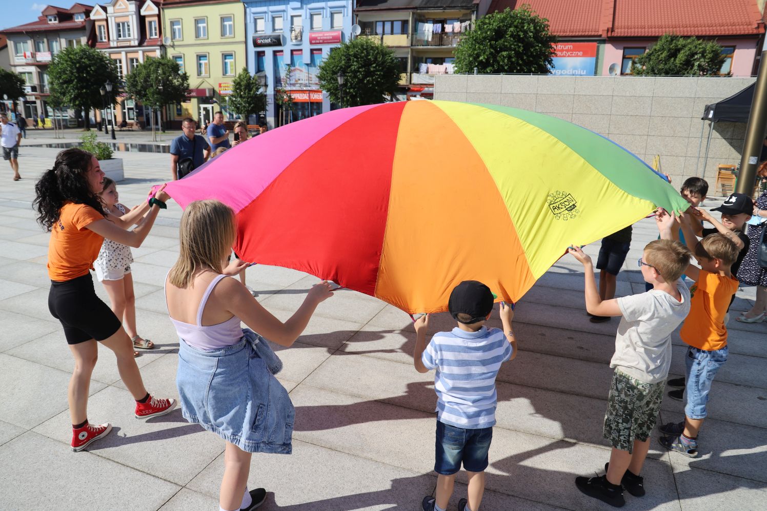 Na kutnowskim Placu Wolności zorganizowano gry i zabawy dla dzieci