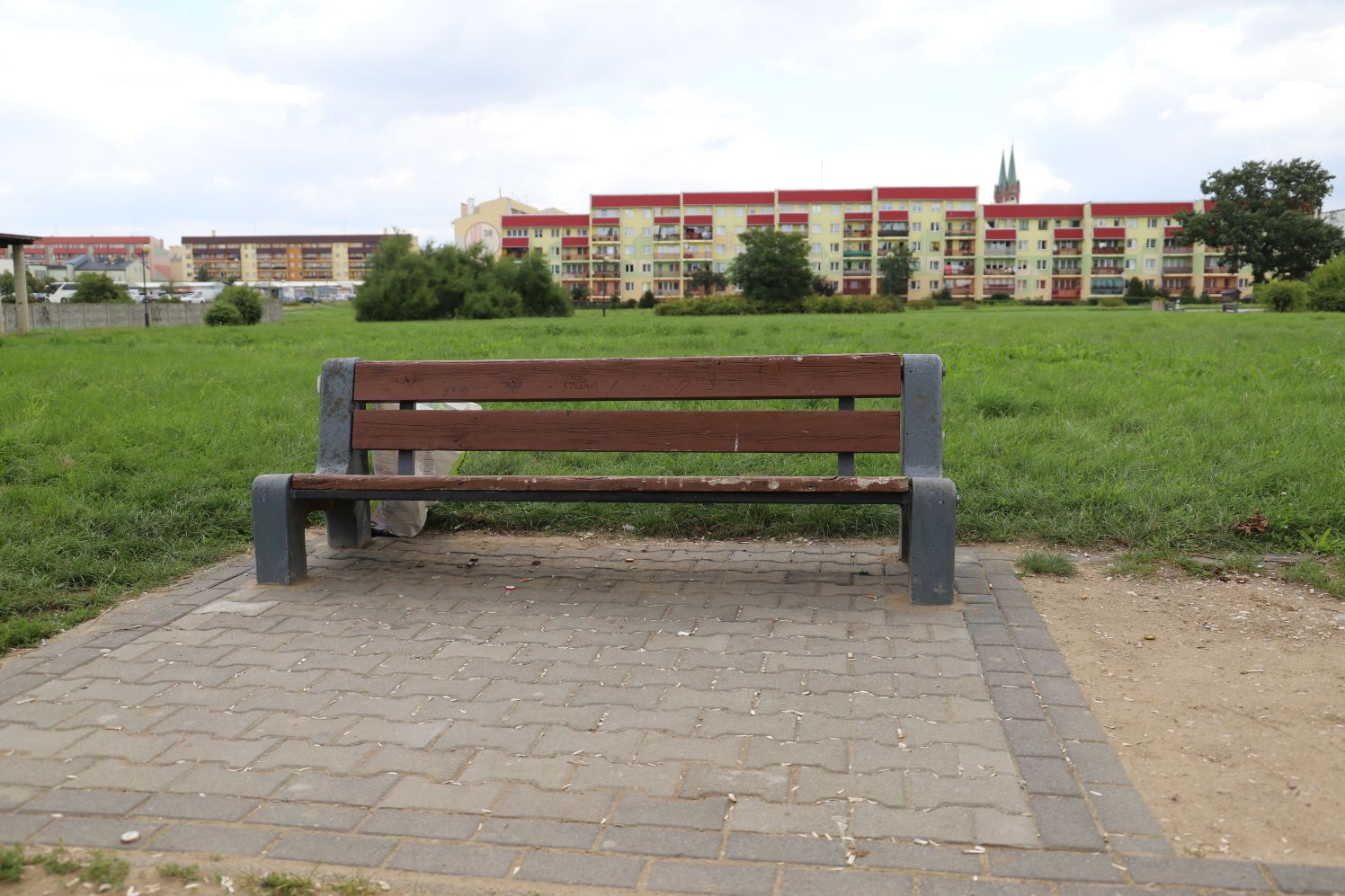 W Parku nad Ochnią wykorzystano materiały odzyskane po remoncie jednej z kutnowskich ulic