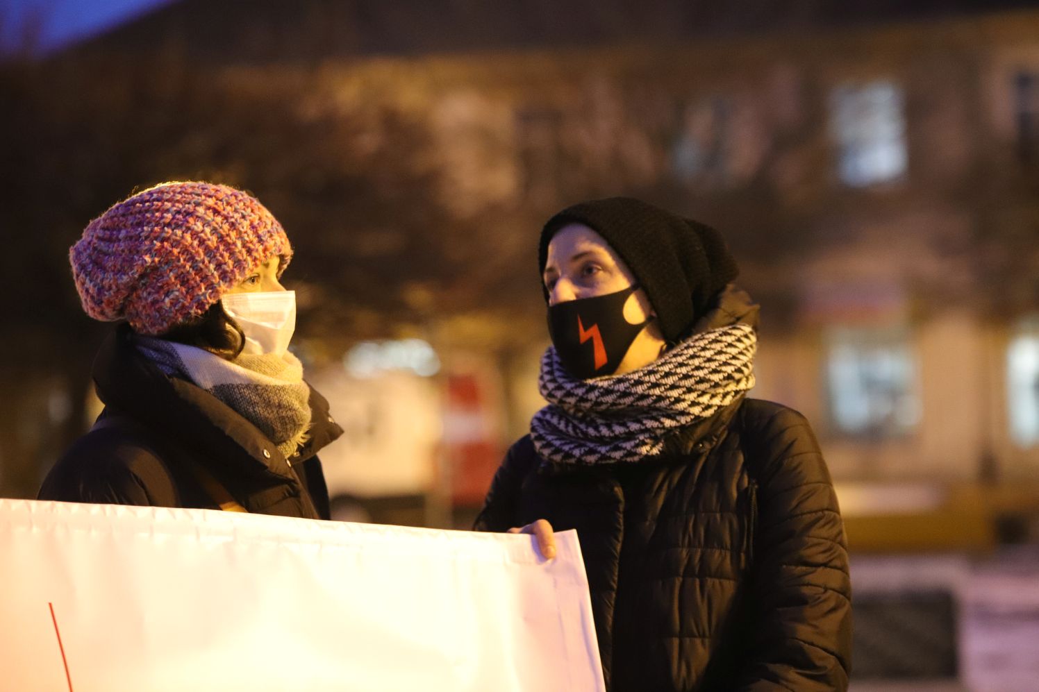 W trakcie kutnowskiego protestu słownie zaatakowano posła Woźniaka