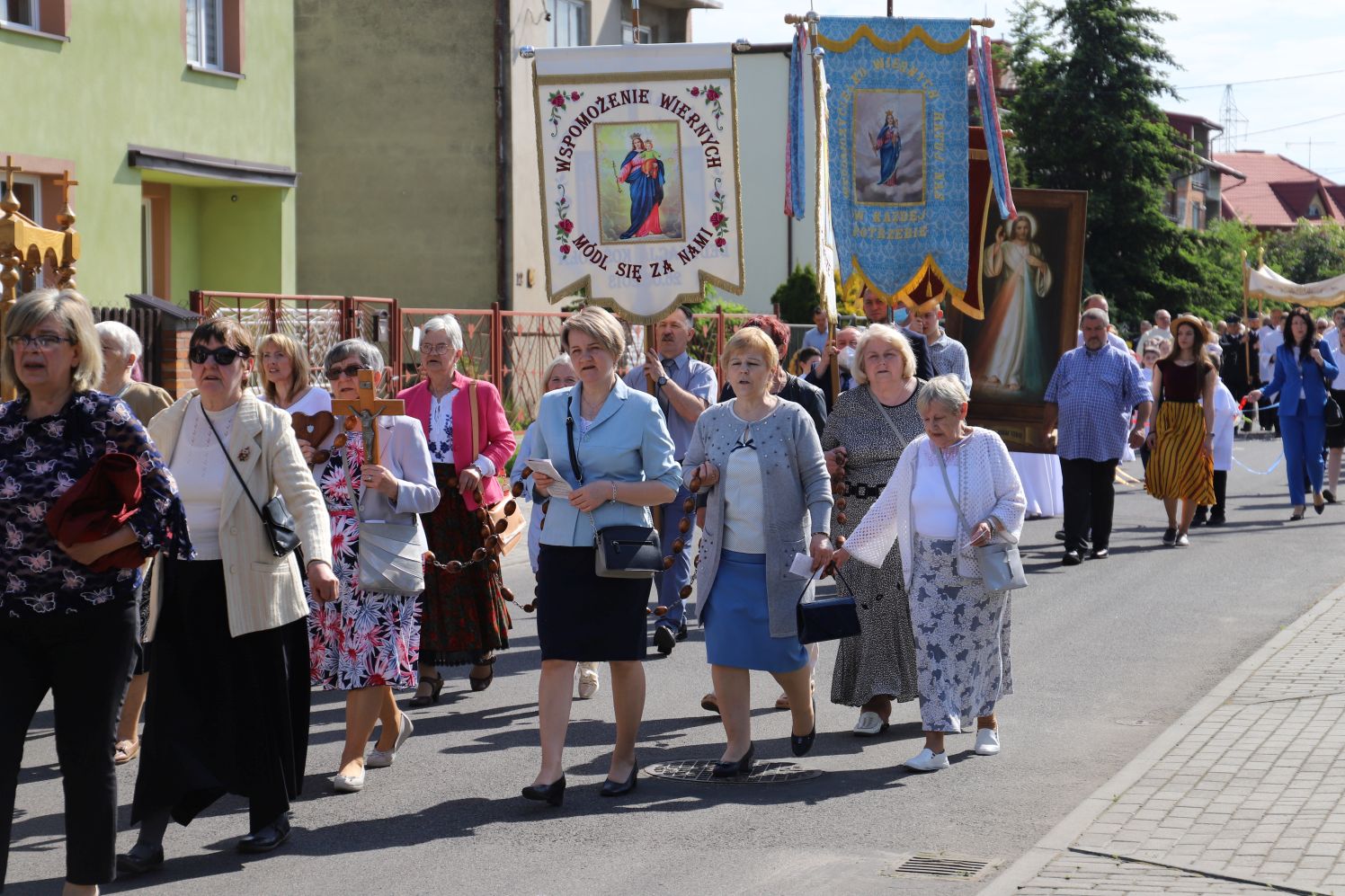 Ulicami kutnowskiego Dybowa przeszła procesja Bożego Ciała