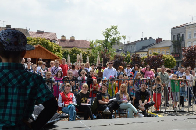 Szaleństwo na densflorze, czyli Hip Hop SDS Solo Challenge - Zdjęcie główne