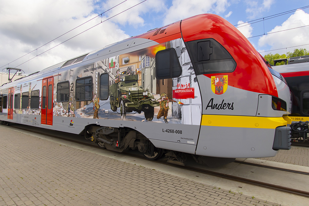 Jeden z pociągów Łódzkiej Kolei Aglomeracyjnej uroczyście otrzymał imię „Anders”